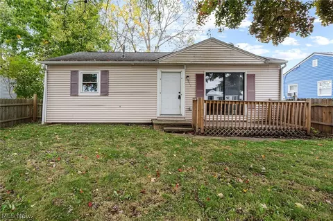 2012 Endrow Ave NE, Canton, OH 44705 photo 1