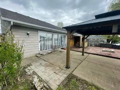 Exterior - 1341 S Park Ave NW, Canton, OH 44708 photo 4 of 8