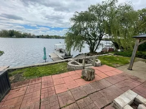 Exterior - 1341 S Park Ave NW, Canton, OH 44708 photo 3 of 8
