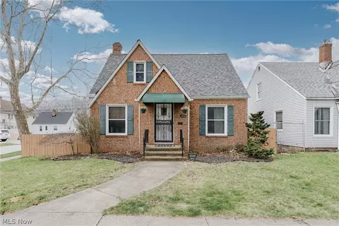 4860 W 12th St, Cleveland, OH 44109