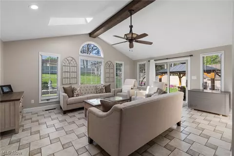 440 Moore Rd, Akron, OH 44319 photo 10