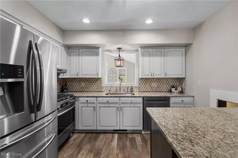 440 Moore Rd, Akron, OH 44319 photo 13