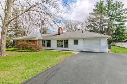 8101 Middlesex Rd, Mentor, OH 44060