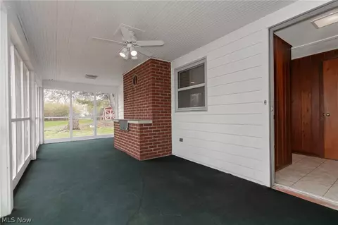 Exterior - 8101 Middlesex Rd, Mentor, OH 44060 photo 3 of 5