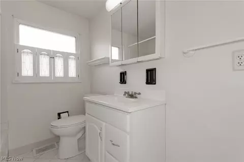Bath - 8101 Middlesex Rd, Mentor, OH 44060 photo 1 of 3