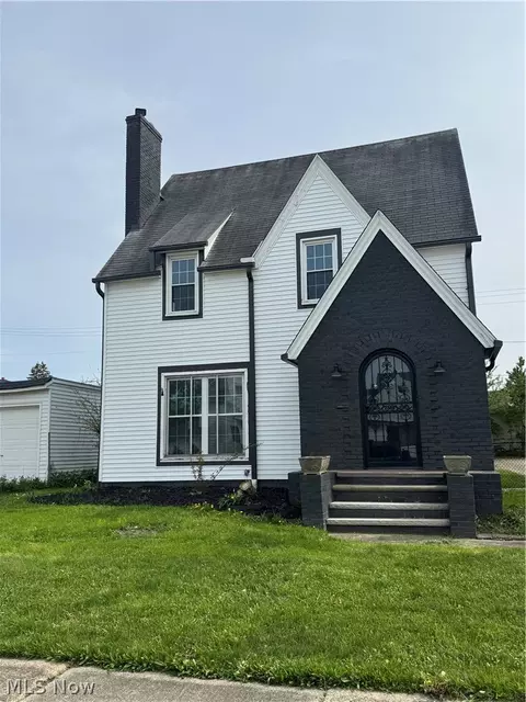 10900 Vernon Ave, Garfield Heights, OH 44125