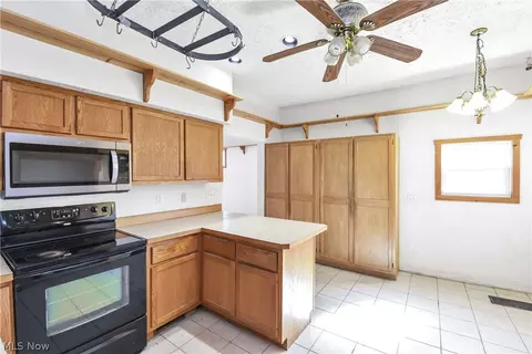 Kitchen - 18022 State Route 301, Lagrange, OH 44050 photo 2 of 2