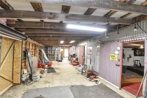 Entry Way - 18022 State Route 301, Lagrange, OH 44050 photo 5 of 5