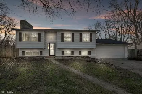 1548 Rosena Ave, Madison, OH 44057