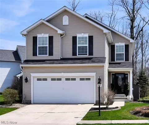 10411 Redbud Dr, Aurora, OH 44202