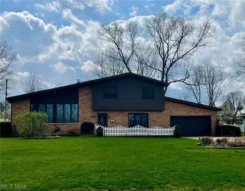 37518 Arlington Dr, Willoughby, OH 44094