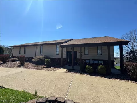 52250 Sidon Rd, Dillonvale, OH 43917
