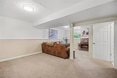 Living - 3671 Windjammer Cv, Aurora, OH 44202 photo 2 of 2