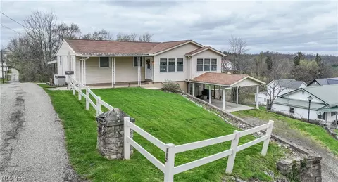 112 Cole St, Barnesville, OH 43713