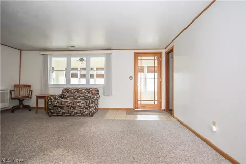 Living - 112 Cole St, Barnesville, OH 43713 photo 2 of 4