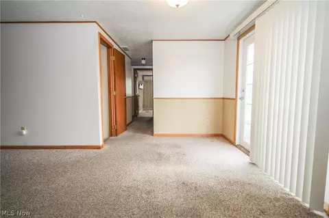 Entry Way - 112 Cole St, Barnesville, OH 43713 photo 1 of 3