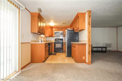 Kitchen - 112 Cole St, Barnesville, OH 43713 photo 2 of 2