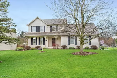 6369 Ridgeview Ave, Austintown, OH 44515