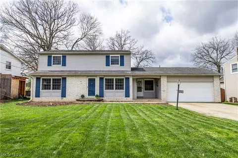 4607 Woodside Ave NW, Canton, OH 44709