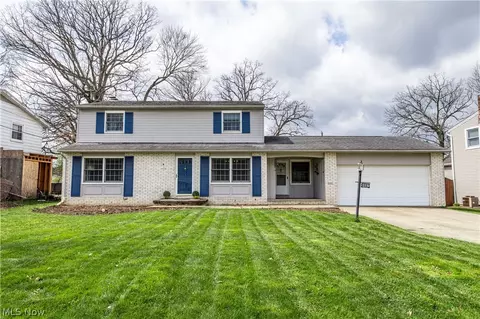 4607 Woodside Ave NW, Canton, OH 44709