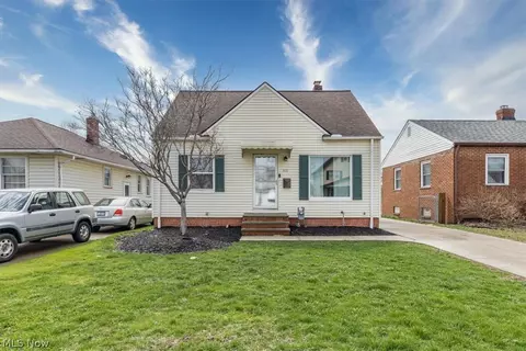 3111 Tuxedo Ave, Parma, OH 44134
