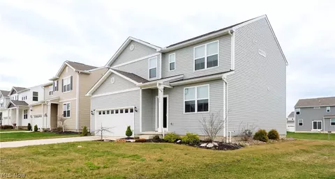 23633 Rebecca Ln, Columbia Station, OH 44028