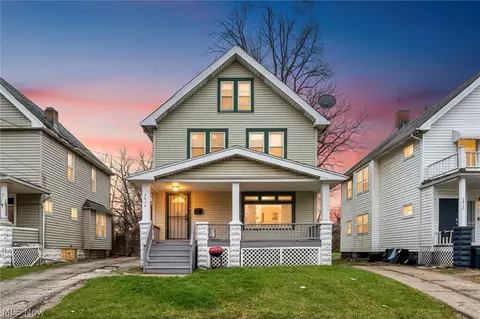7914 Dorver Ave, Cleveland, OH 44105