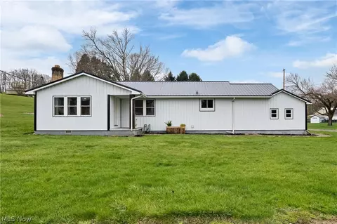 11020 Montgomery Rd, Kensington, OH 44427