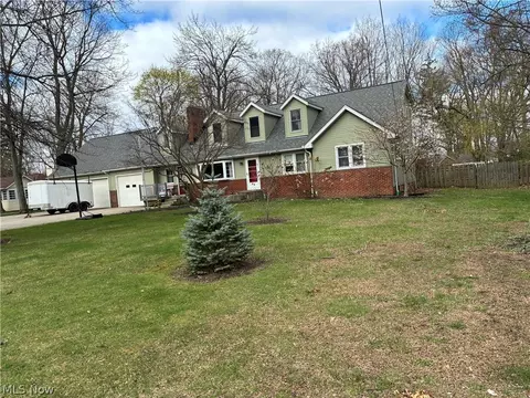 7670 Garfield Rd, Mentor, OH 44060