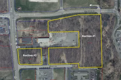 Ashley Circle, Austintown, OH 44515