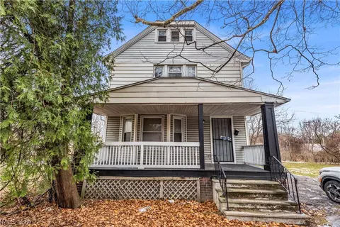724 E 133rd St, Cleveland, OH 44110