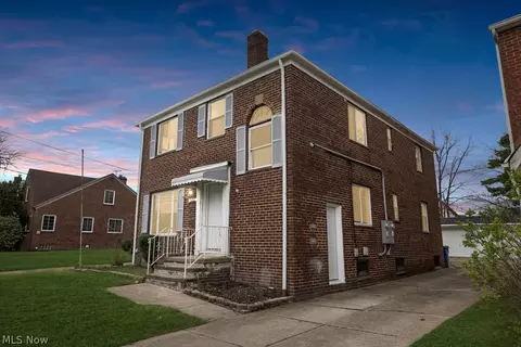 3596 Warren Rd, Cleveland, OH 44111