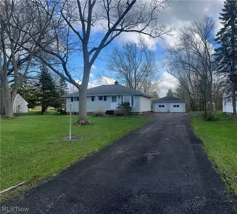 33500 Arthur Rd, Solon, OH 44139