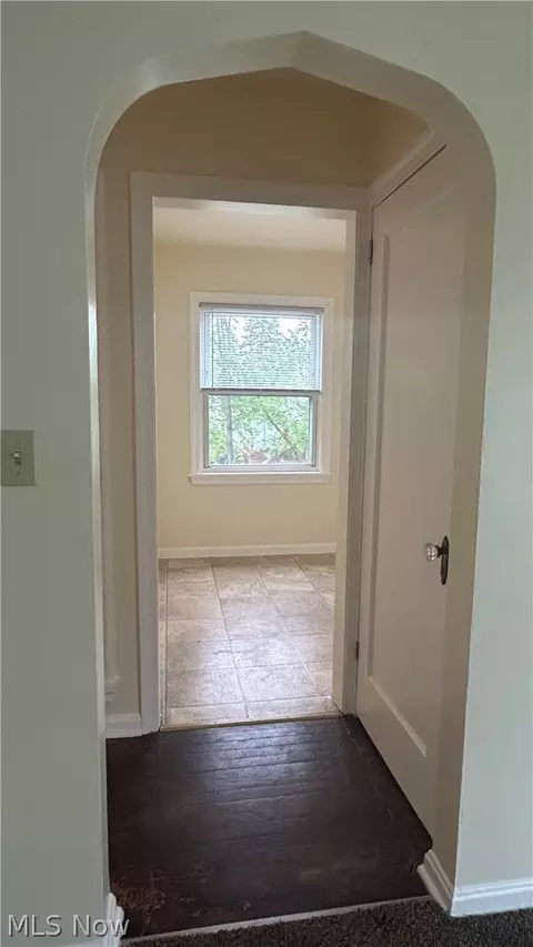 Entry Way - 233 E Main St, Girard, OH 44420 photo 5 of 12
