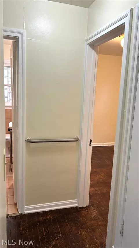 Entry Way - 233 E Main St, Girard, OH 44420 photo 9 of 12