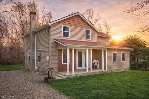 744 Wooster St, Canal Fulton, OH 44614