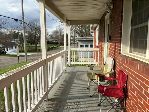 Exterior - 990 N Trimble Rd, Mansfield, OH 44906 photo 1 of 2