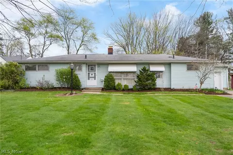 253 Maylawn Ave, Wadsworth, OH 44281