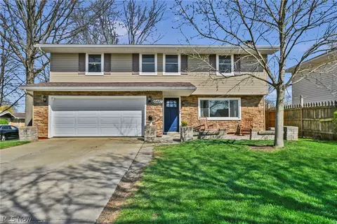 6487 Kingsdale Blvd, Parma Heights, OH 44130
