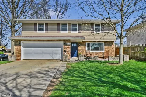 6487 Kingsdale Blvd, Parma Heights, OH 44130