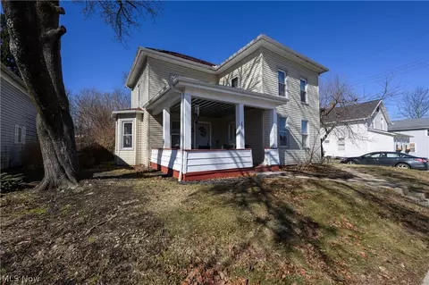 204 S Main St, Tuscarawas, OH 44682