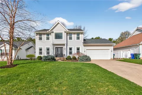 3412 Squires Bnd, Cuyahoga Falls, OH 44223