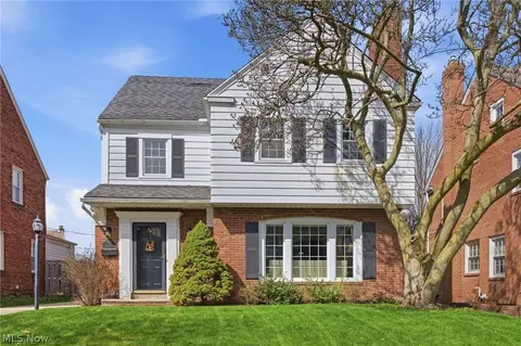 2552 Channing Rd, University Heights, OH 44118