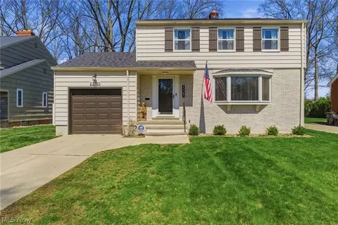 23380 Belmont Dr, Westlake, OH 44145
