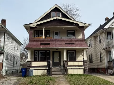 10001 Lamontier Ave, Cleveland, OH 44104