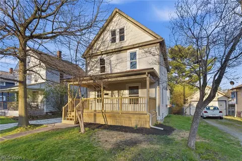 218 N Huntington St, Medina, OH 44256