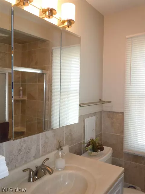 23896 Devoe Ave, Euclid, OH 44123 photo 7