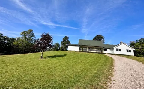 1556 Mcgill Rd, Vincent, OH 45784