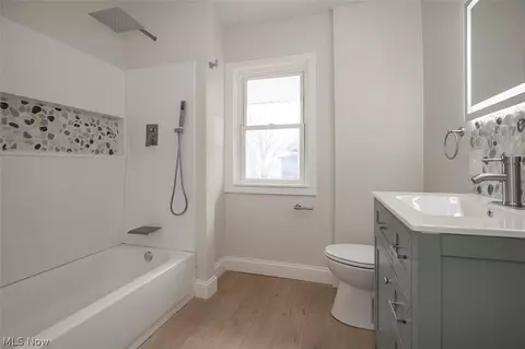 Bath - 92 E Ido Ave, Akron, OH 44301 photo 1 of 3