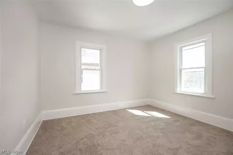 Bedroom - 92 E Ido Ave, Akron, OH 44301 photo 5 of 9